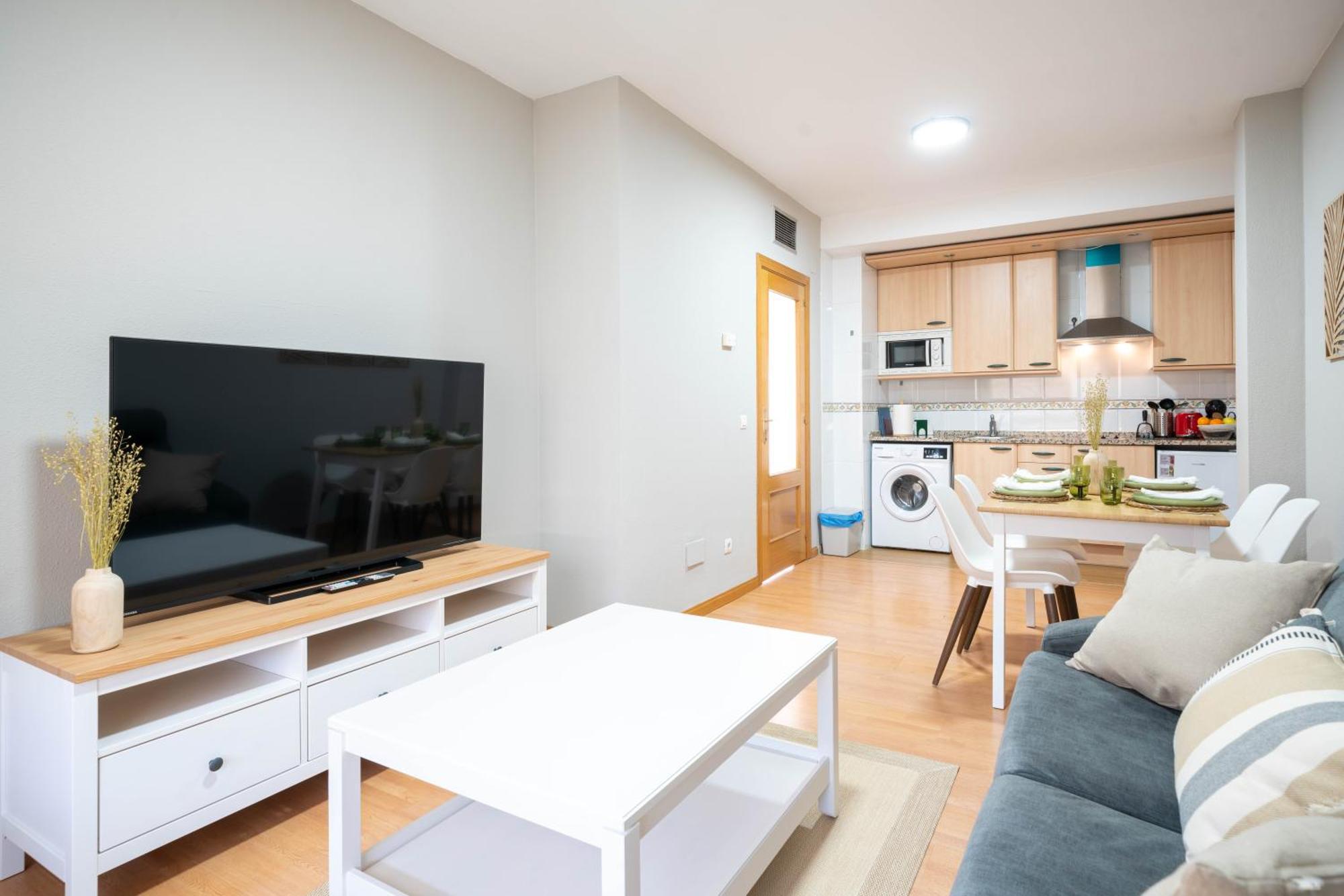 Apartamentos Go Covaresa Parking Gratuito Bajo Disponibilidad Valladolid Bagian luar foto