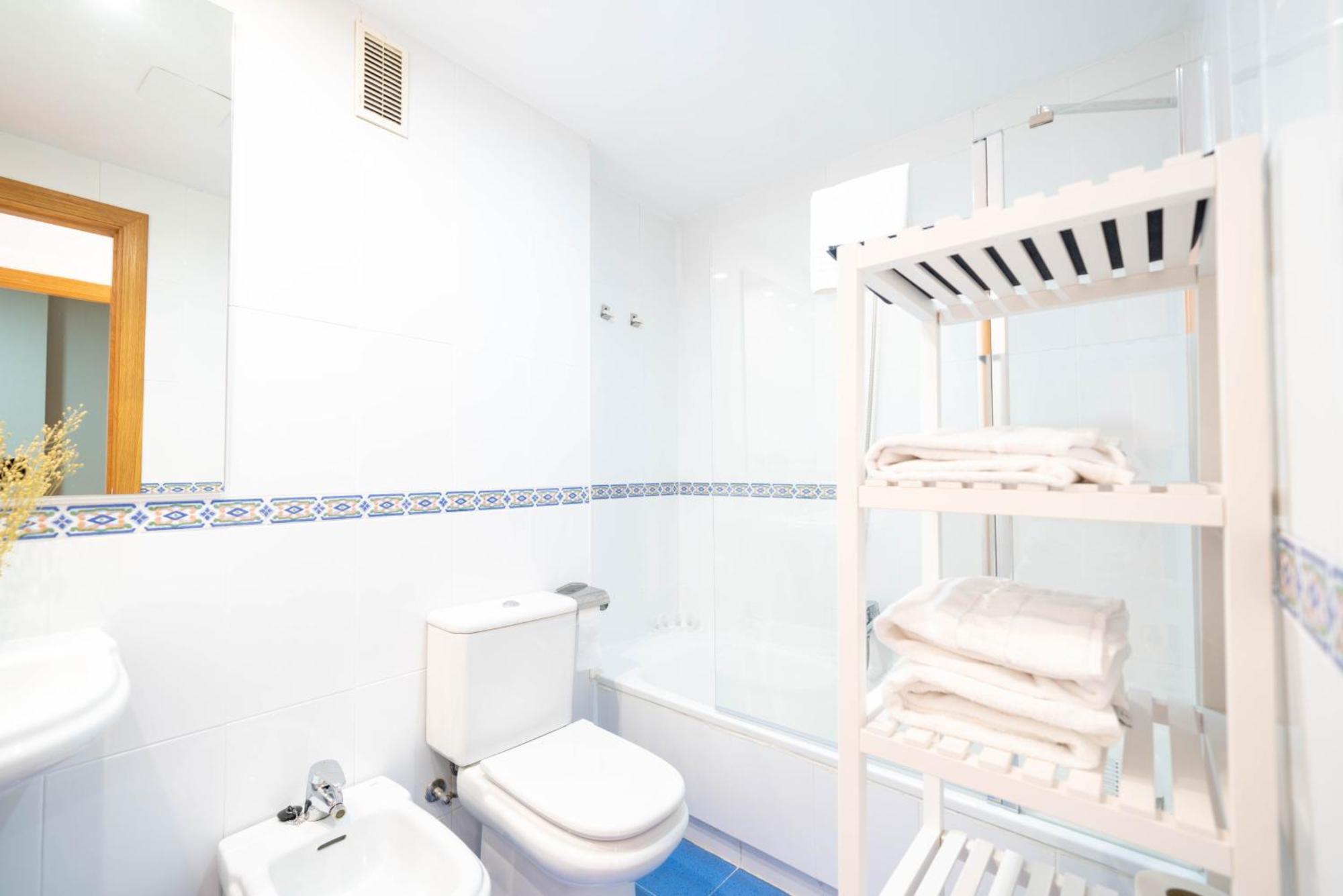 Apartamentos Go Covaresa Parking Gratuito Bajo Disponibilidad Valladolid Bagian luar foto