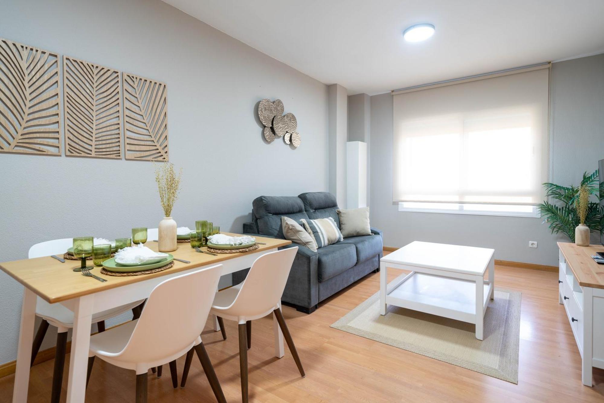 Apartamentos Go Covaresa Parking Gratuito Bajo Disponibilidad Valladolid Bagian luar foto