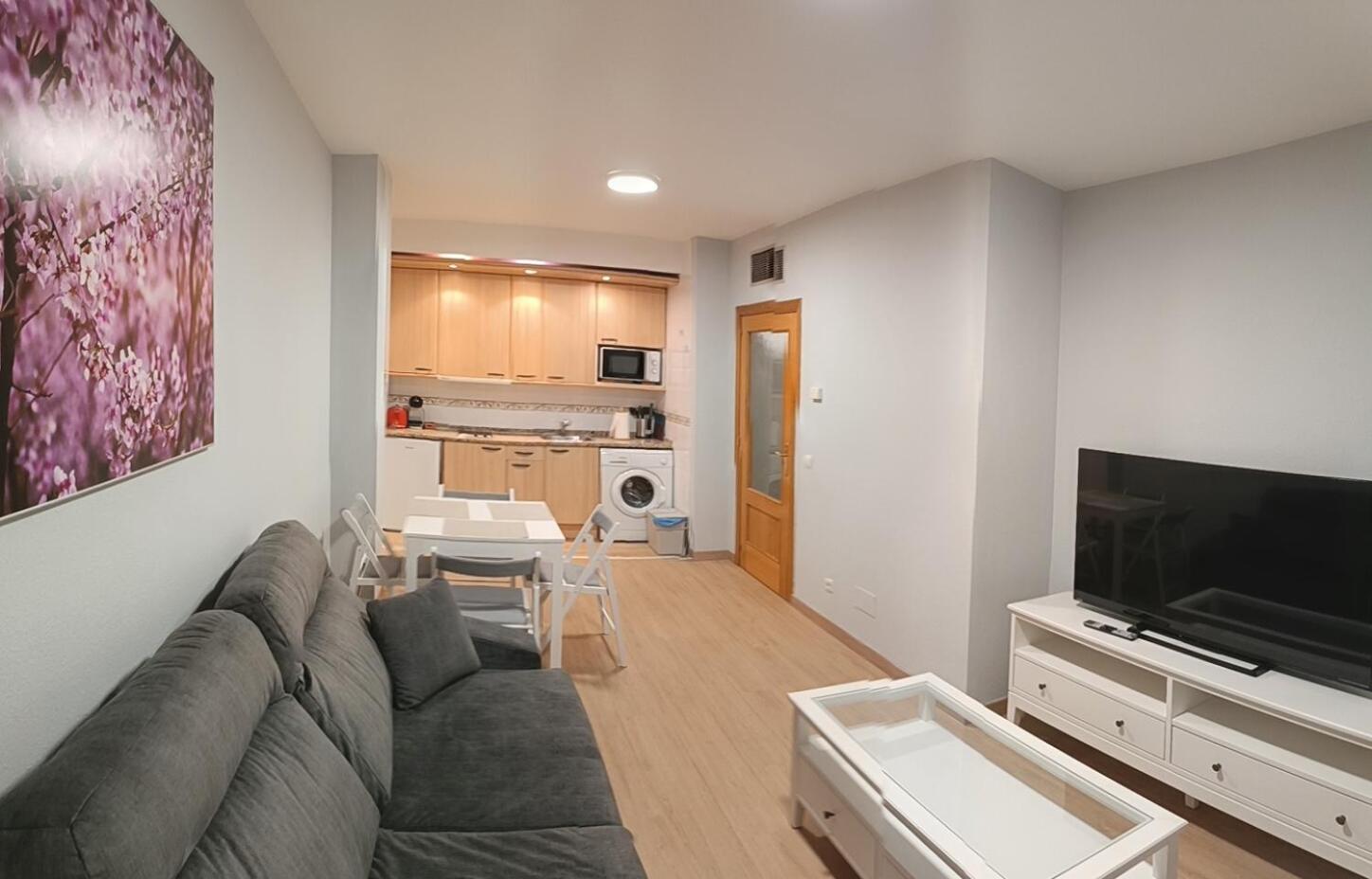 Apartamentos Go Covaresa Parking Gratuito Bajo Disponibilidad Valladolid Bagian luar foto